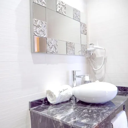 Comfortable House In With Free Parking * Tias