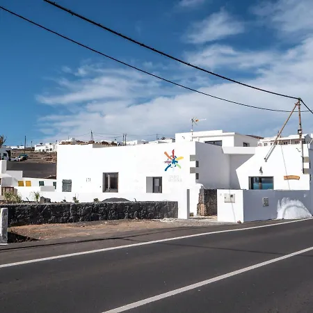 Holiday home Comfortable House In With Free Parking Tias